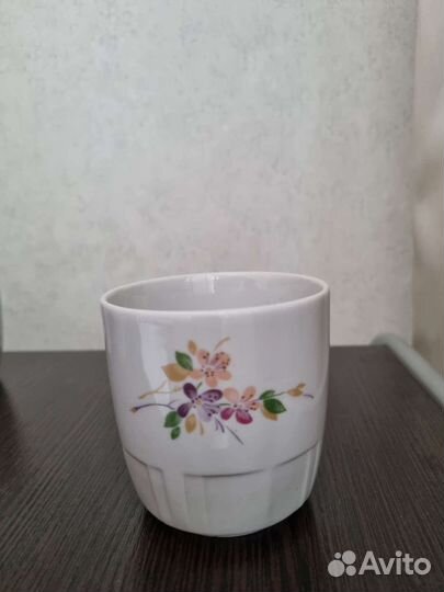 Тарелки, кружки, салатники