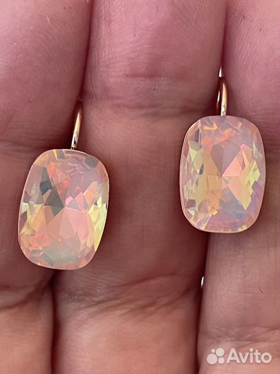 Серьги с кристаллами