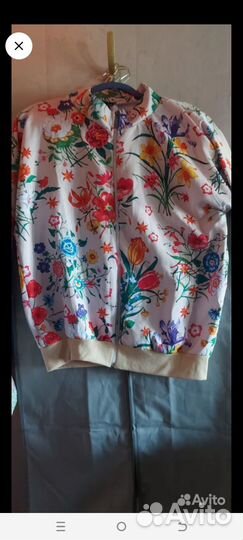 Спортивный костюм женский