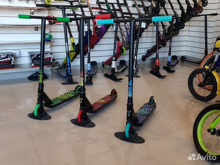 Самокат трюковой DukeR 101 Черно Бирюзовый