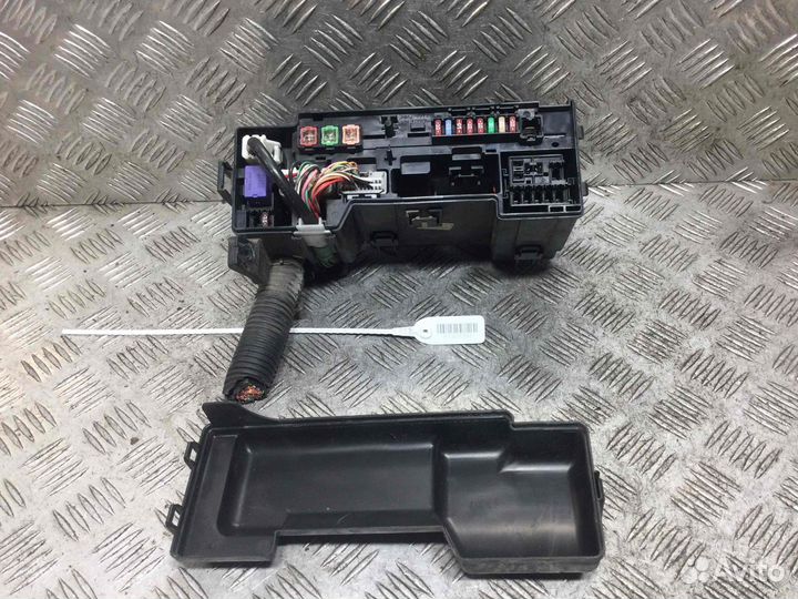 Блок предохранителей Toyota Aygo 827410H010; 5014P01 1KR