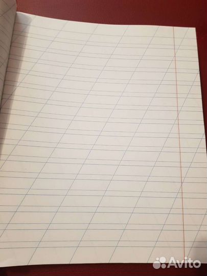 Тетрадь в косую линейку