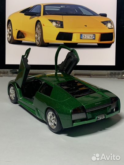 Lamborghini murcielago 1/24 Maisto