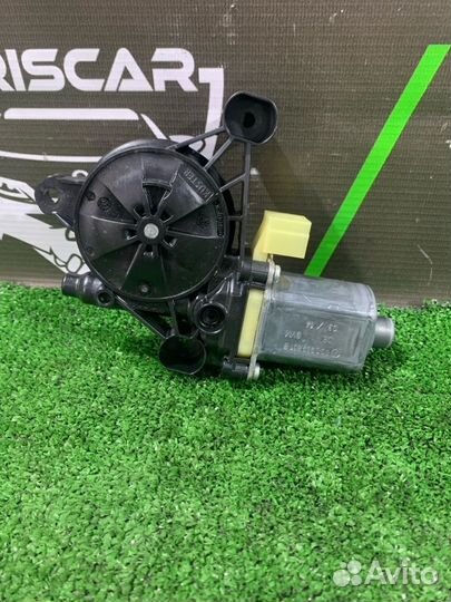 Мотор стеклоподъемника передний левый Vw Golf