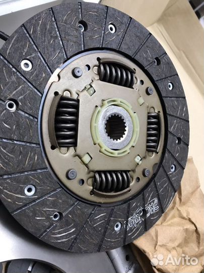 Сцепление в сборе Лада Vesta (15) 1.6i (JH3) /X-Ray (15) 1.6i (JR5) (без муфты)