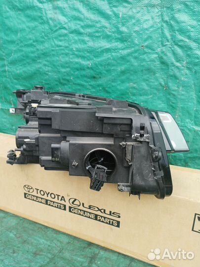 Фара левая Volkswagen Tiguan 2020+