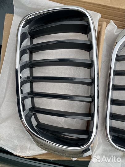 Решетка радиатора ноздри BMW X3/X4 F25