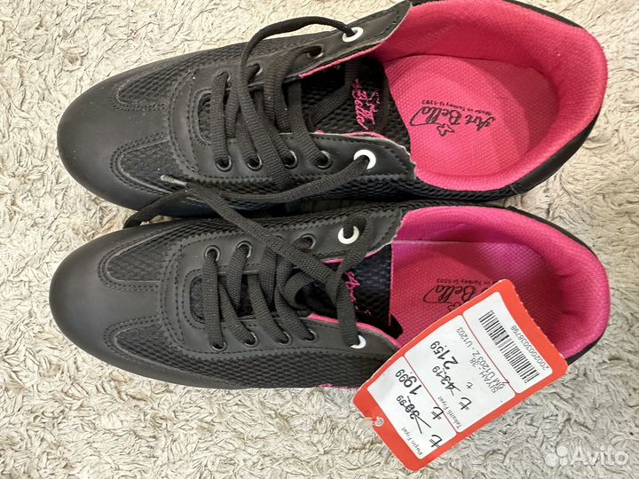 Кроссовки новые 38 размер