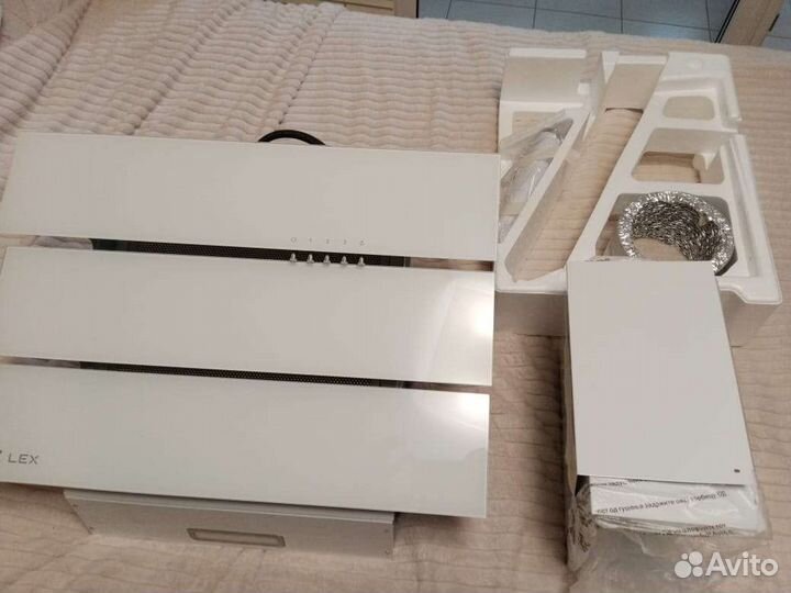 Вытяжка для кухни новая