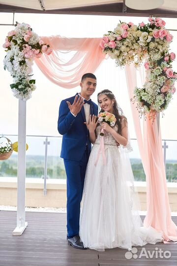 Ведущий на свадьбу