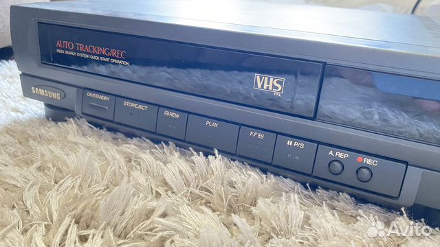 Кассетный проигрыватель VHS Samsung