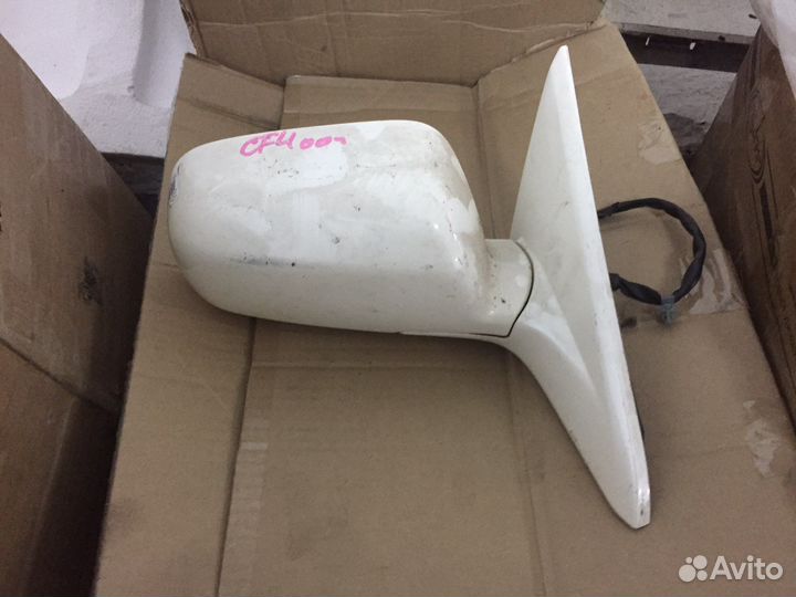 Зеркало правое Honda Accord 6 (cf4)