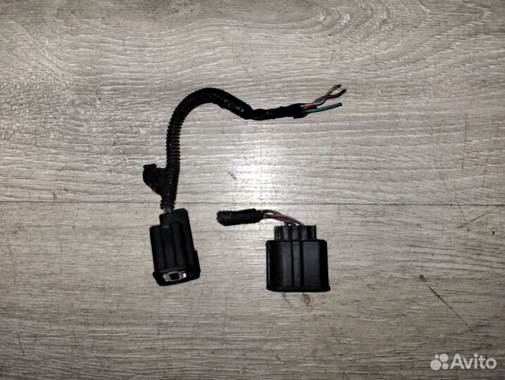 Разъем насоса электроуселителя руля Форд Куга