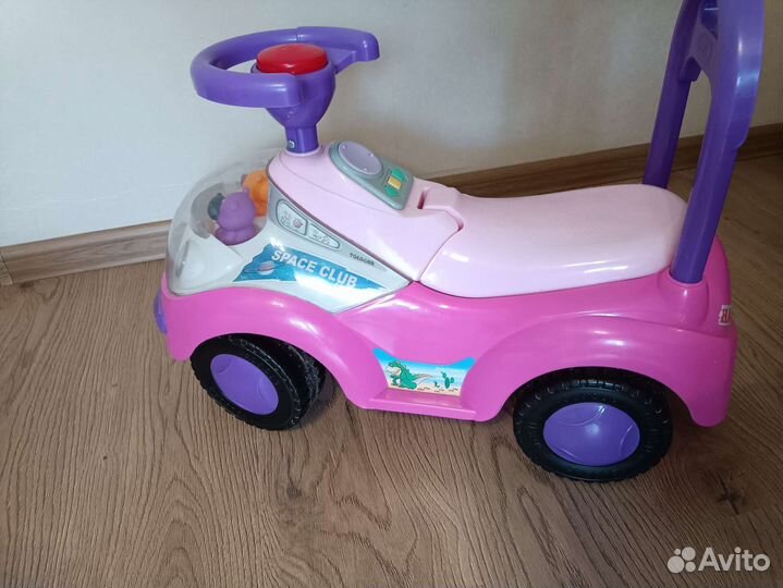 Детская машинка толокар каталка