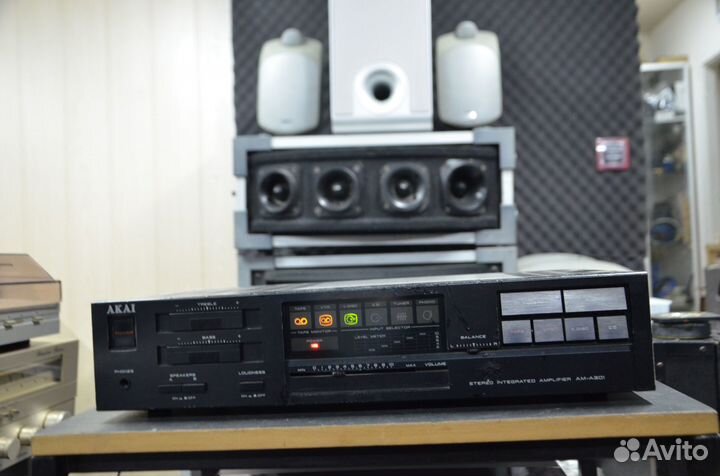 Усилитель Akai AM-A301