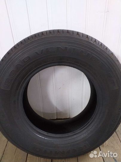 Kumho Road Venture ST KL11 215/75 R15 100S