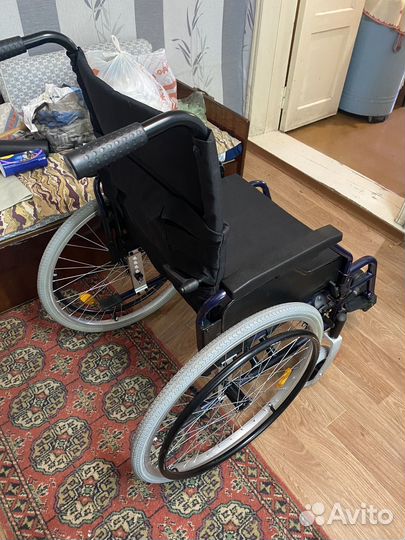 Инвалидная коляска новая