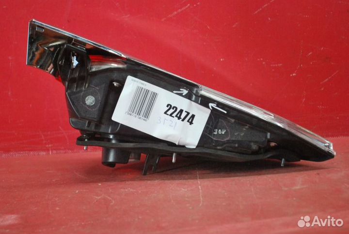 Фонарь внутренний задний левый Toyota Camry Xv50