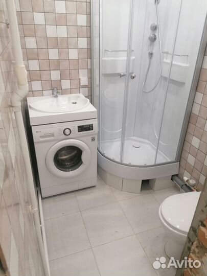 Установка душевых кабин