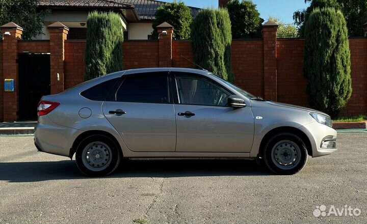 LADA Granta 1.6 МТ, 2020, 43 417 км