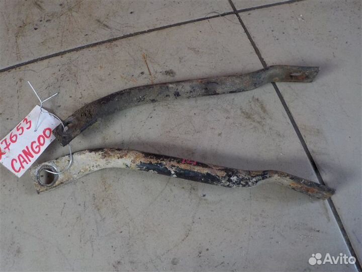 Кронштейн подрамника Renault Kangoo FC0M K7JA710