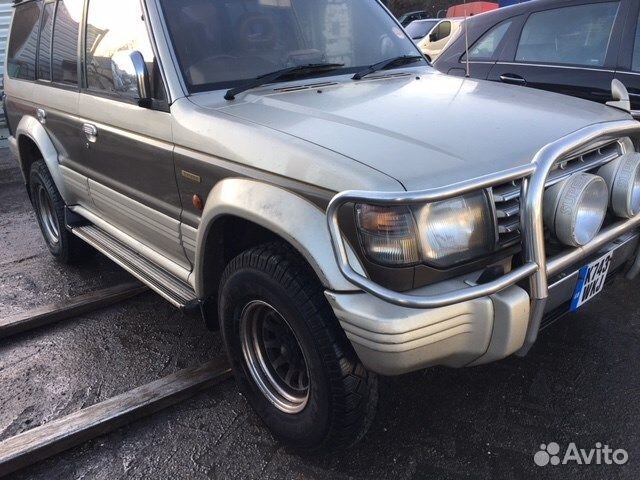 Разбор на запчасти Mitsubishi Pajero 1990-2000