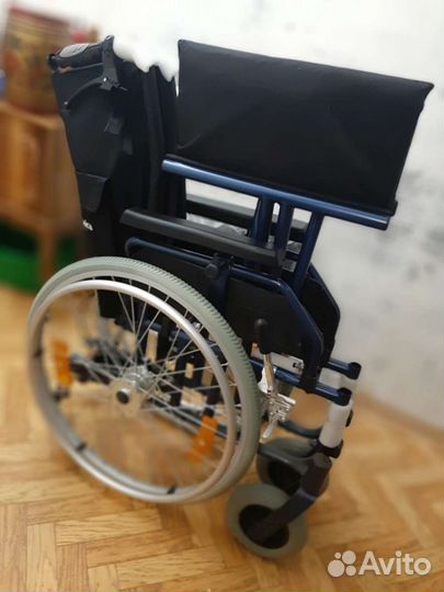 Кресло- коляска для инвалидов