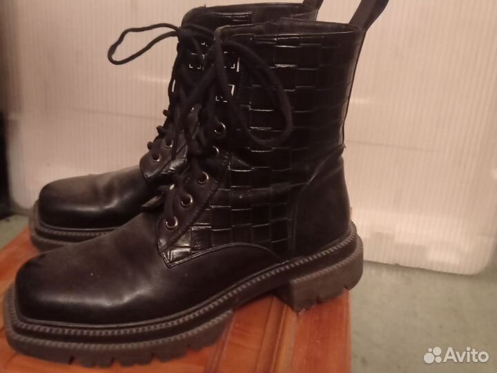 Женские ботинки типа берцев