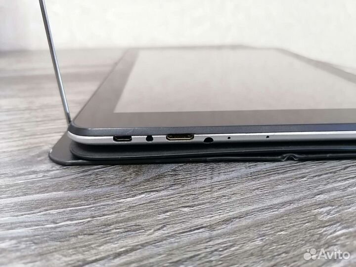 Планшет Ritmix RMD 1059