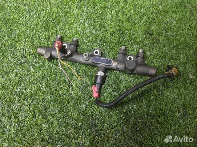 Топливная рампа Citroen Xantia хэтчбек 2.0 HDI