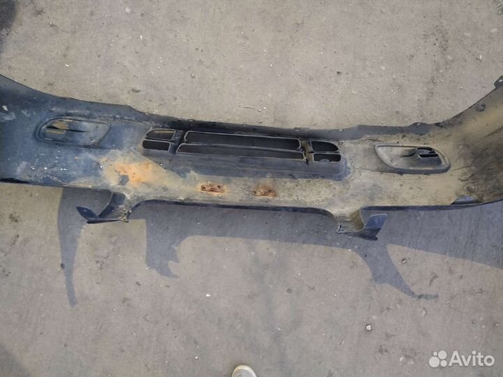 Бампер на hyundai accent