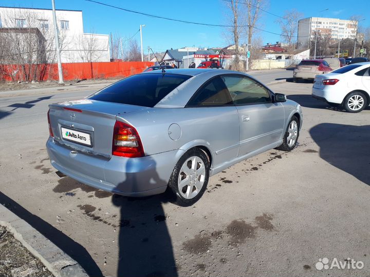 Opel Astra 2.2 МТ, 2003, 210 000 км