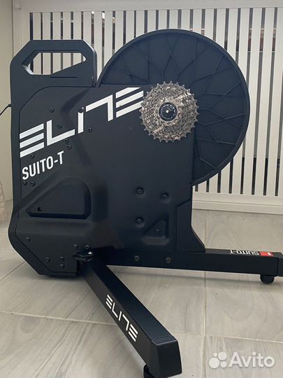 Велостанок Elite Suito