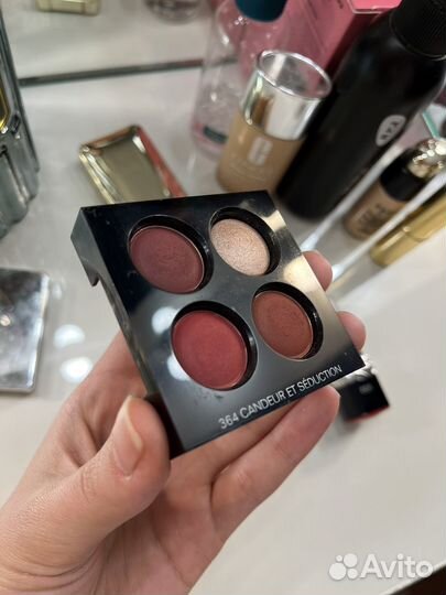 Тени для век chanel