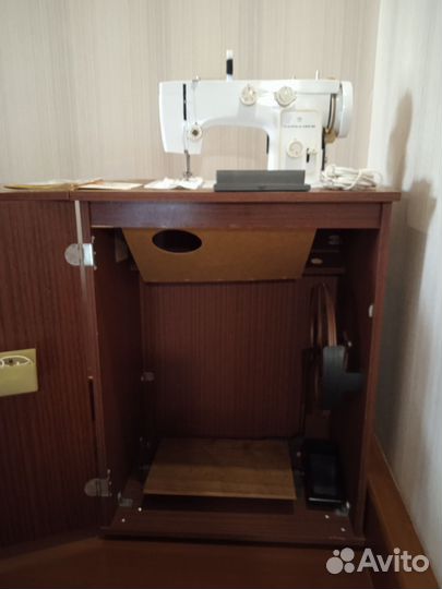 Швейная машинка