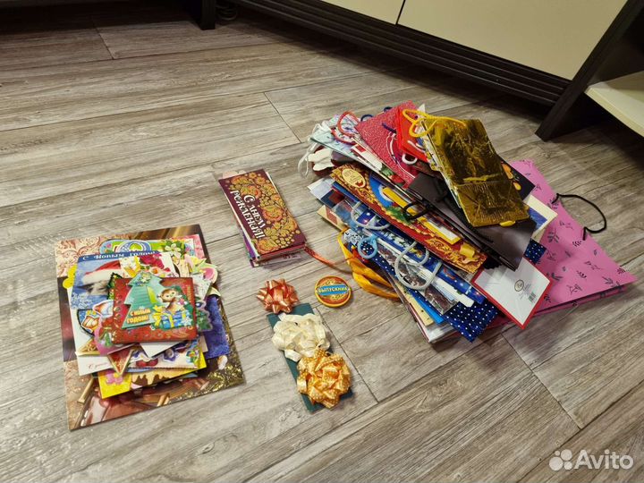 Подарочные пакеты, открытки, конверты для денег