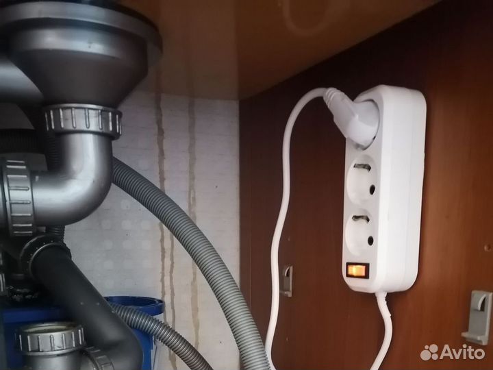 Сантехник. Монтаж и демонтаж смесителей