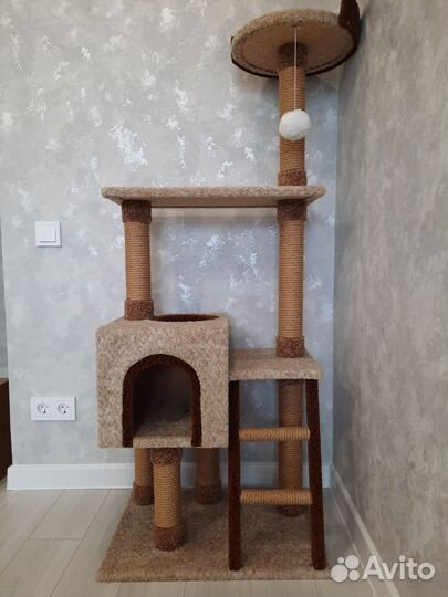 Домик для кошки с когтеточкой бу