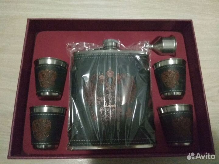 Набор Рюмок с фляжкой