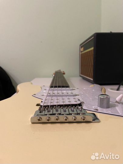 Электрогитара aria pro 2 с комбоусилителем vox
