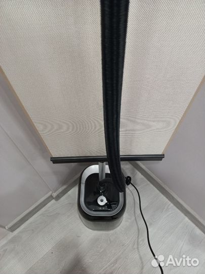 Отпариватель для одежды вертикальный