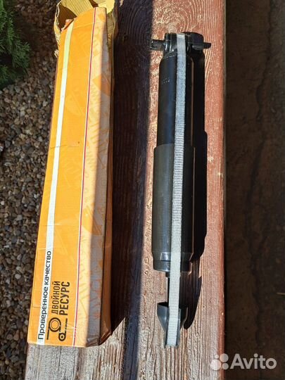 Амортизаторы передние на соболь