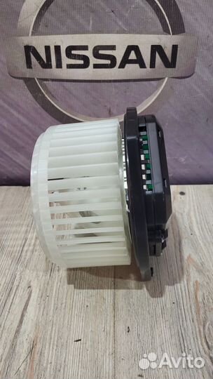 Вентилятор мотор печки отопителя Nissan teana J32