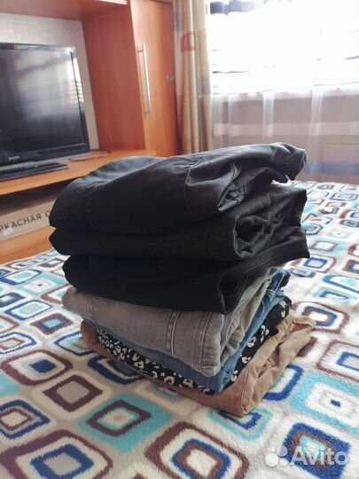 Вещи для беременных пакетом 46