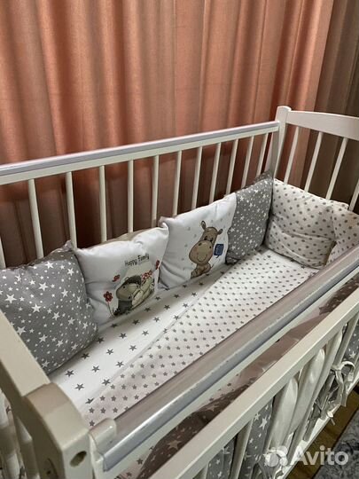 Детская кроватка
