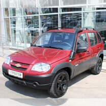 Chevrolet Niva 1.7 MT, 2015, 57 000 км, с пробегом, цена 675 000 руб.