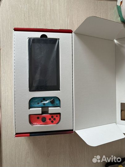 Nintendo switch rev 2 с играми