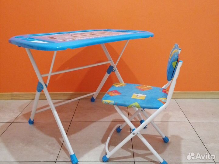Детский развивающий стол со стульчиком