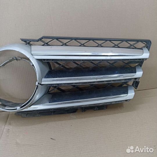 Накладка решетки радиатора Mercedes-Benz GLK 204