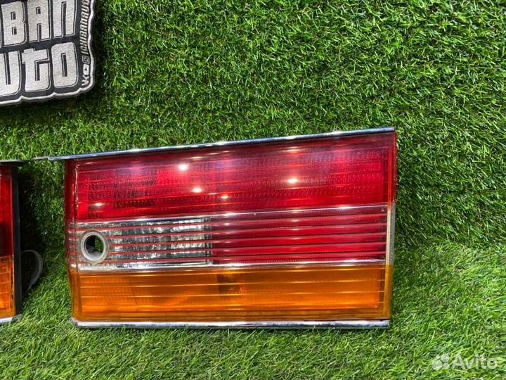 Стоп-вставка Toyota Crown JZS151